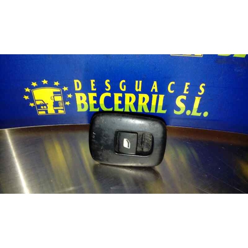 Recambio de mando elevalunas trasero derecho para peugeot 207 sport referencia OEM IAM   