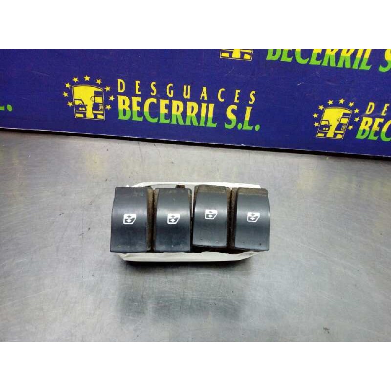 Recambio de mando elevalunas delantero izquierdo para renault megane ii berlina 5p authentique referencia OEM IAM Recambio de mando elevalunas delantero izquierdo para renault megane ii berlina 5p authentique referencia OEM IAM