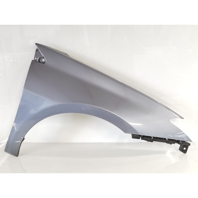 Recambio de aleta delantera derecha para renault laguna iii celsium referencia OEM IAM Recambio de aleta delantera derecha para renault laguna iii celsium referencia OEM IAM