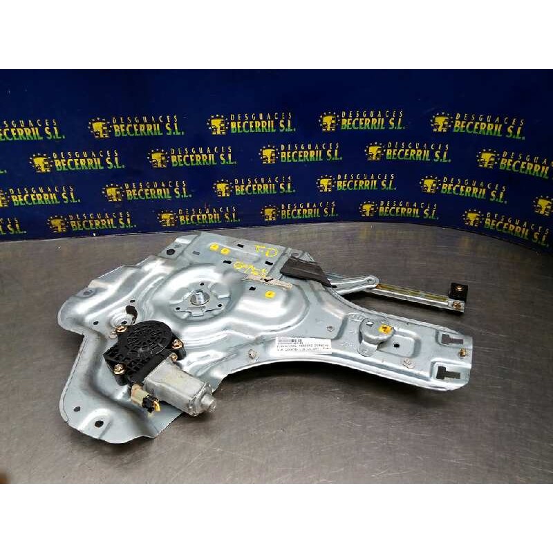 Recambio de elevalunas trasero derecho para kia cerato 1.5 lx crdi familiar (5-ptas.) referencia OEM IAM Recambio de elevalunas trasero derecho para kia cerato 1.5 lx crdi familiar (5-ptas.) referencia OEM IAM