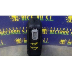 Recambio de mando elevalunas delantero derecho para renault scenic ii luxe privilege referencia OEM IAM 8200315027  