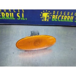 Recambio de piloto lateral izquierdo para fiat punto berlina (176) 55 sole referencia OEM IAM   