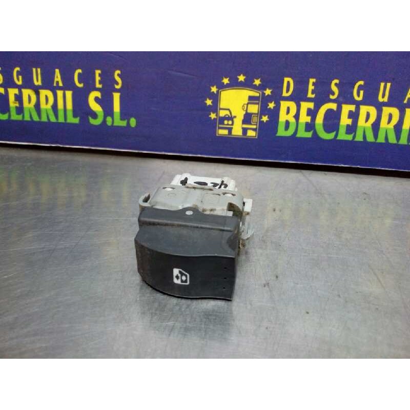 Recambio de mando elevalunas delantero derecho para renault scenic ii grand confort authentique referencia OEM IAM Recambio de mando elevalunas delantero derecho para renault scenic ii grand confort authentique referencia OEM IAM