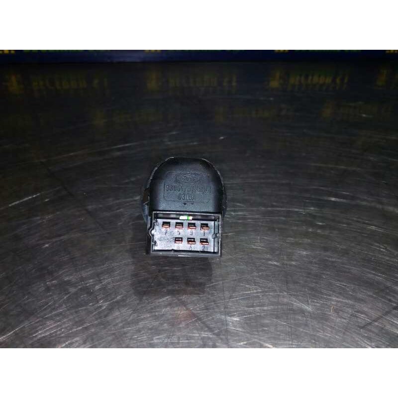Recambio de mando retrovisor para ford focus turnier (cak) ghia referencia OEM IAM 93BG17B676 Recambio de mando retrovisor para ford focus turnier (cak) ghia referencia OEM IAM 93BG17B676