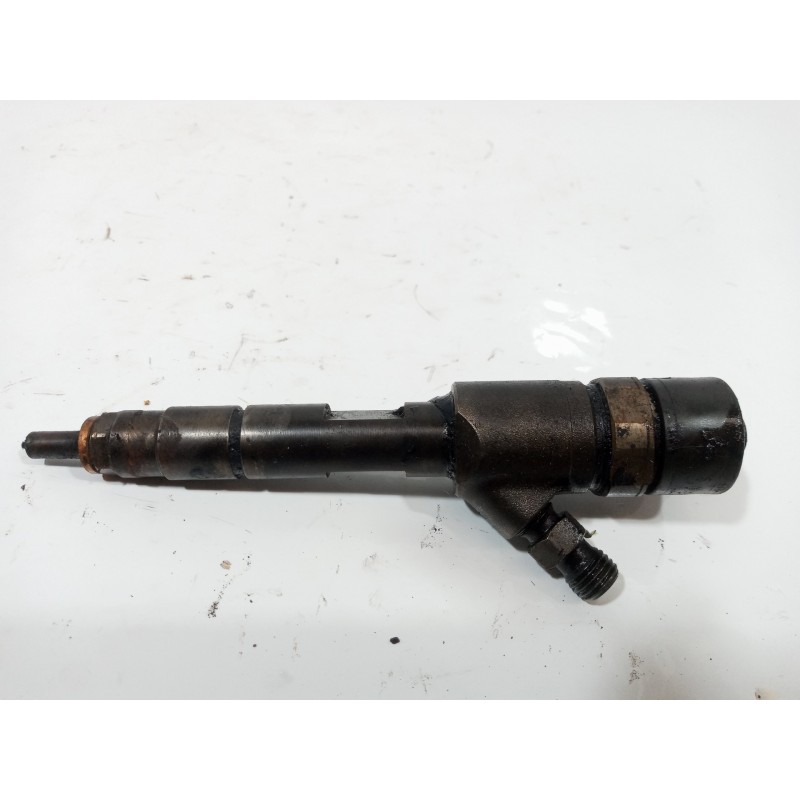 Recambio de inyector para renault scenic ii confort dynamique referencia OEM IAM 82606383 Recambio de inyector para renault scenic ii confort dynamique referencia OEM IAM 82606383