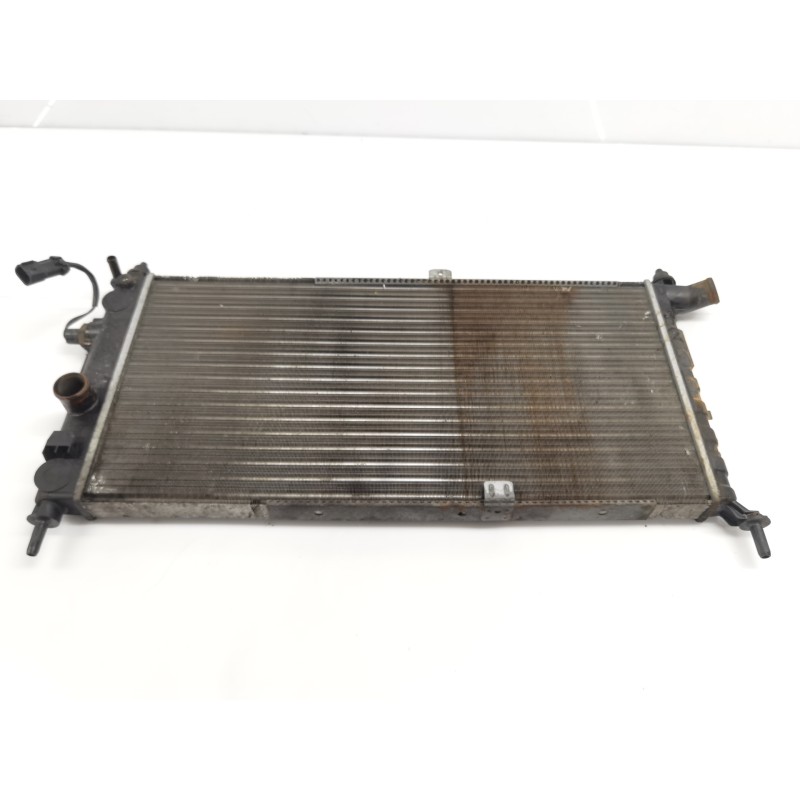 Recambio de radiador agua para opel kadett e champ.ii / leder lim. referencia OEM IAM 883858H0 Recambio de radiador agua para opel kadett e champ.ii / leder lim. referencia OEM IAM 883858H0