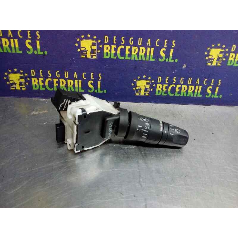 Recambio de mando limpia para nissan note (e11e) tekna referencia OEM IAM 6807SD Recambio de mando limpia para nissan note (e11e) tekna referencia OEM IAM 6807SD
