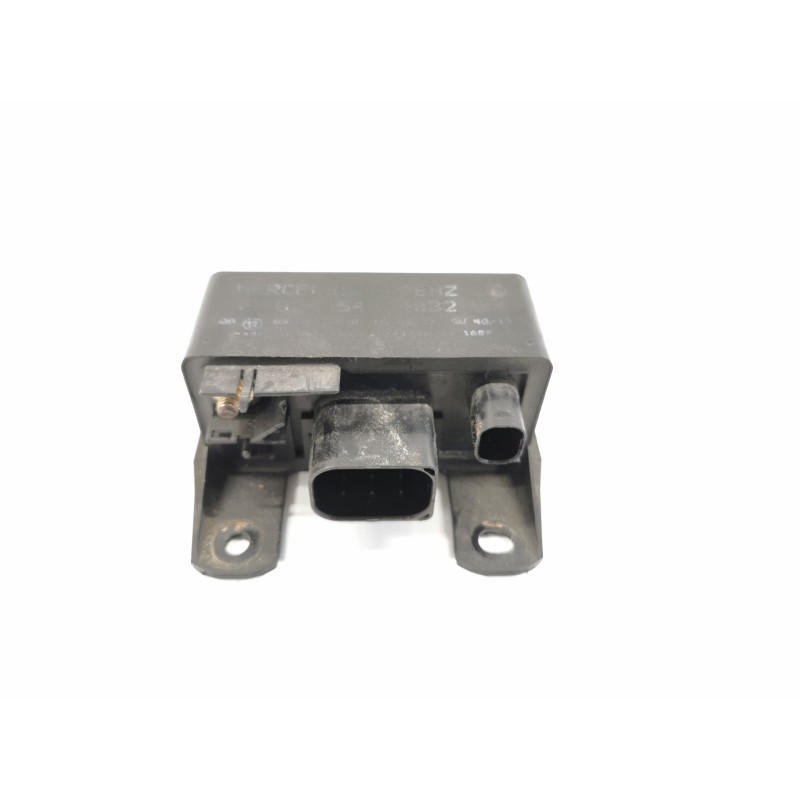 Recambio de caja precalentamiento para mercedes clase e (w210) berlina diesel 270 cdi (210.016) referencia OEM IAM Recambio de caja precalentamiento para mercedes clase e (w210) berlina diesel 270 cdi (210.016) referencia OEM IAM