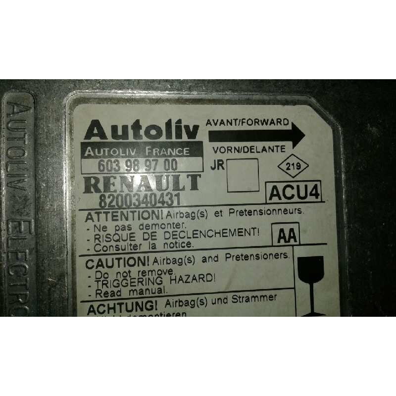 Recambio de centralita airbag para renault scenic ii confort dynamique referencia OEM IAM 8200340431 603989700 Recambio de centralita airbag para renault scenic ii confort dynamique referencia OEM IAM 8200340431 603989700