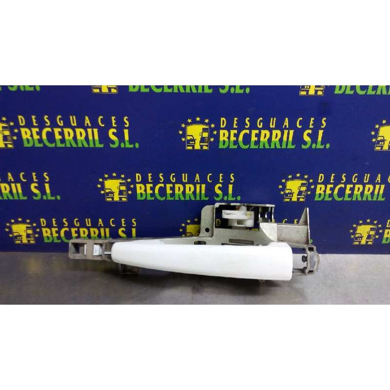 Recambio de maneta exterior delantera izquierda para peugeot 407 st sport referencia OEM IAM 9680947280 Recambio de maneta exterior delantera izquierda para peugeot 407 st sport referencia OEM IAM 9680947280