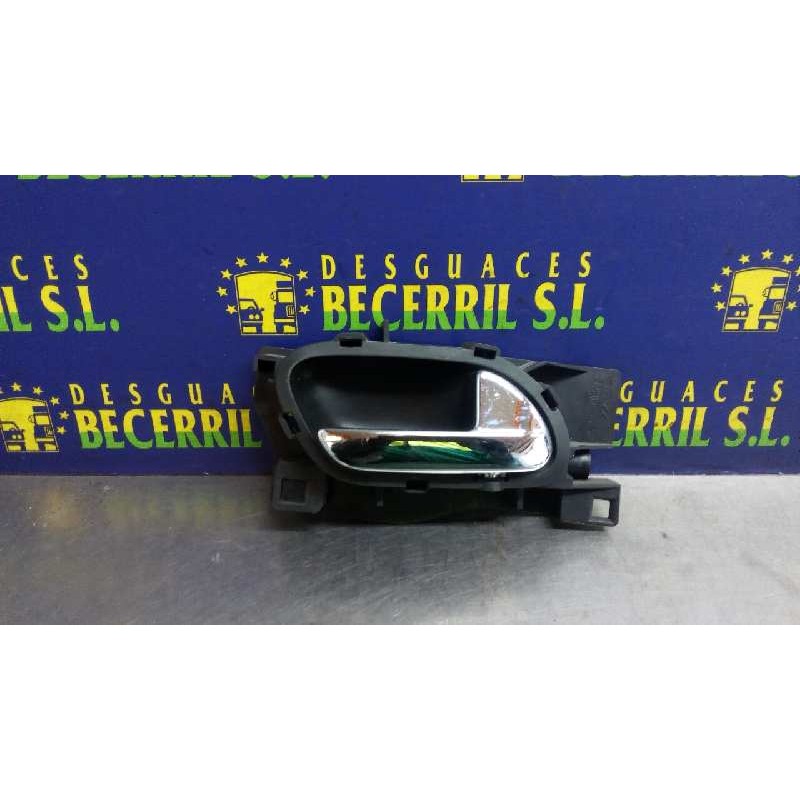 Recambio de maneta interior trasera derecha para peugeot 407 st sport referencia OEM IAM 100127386 Recambio de maneta interior trasera derecha para peugeot 407 st sport referencia OEM IAM 100127386