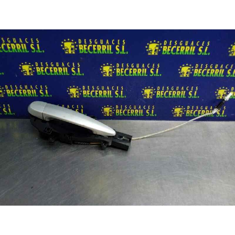 Recambio de maneta exterior delantera derecha para bmw serie 3 berlina (e90) 320d referencia OEM IAM Recambio de maneta exterior delantera derecha para bmw serie 3 berlina (e90) 320d referencia OEM IAM