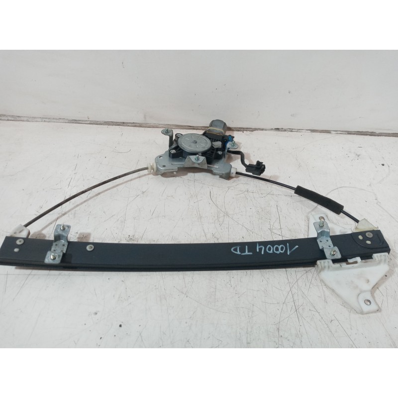 Recambio de elevalunas trasero derecho para chevrolet captiva 2.0 vcdi lt referencia OEM IAM 25937970  