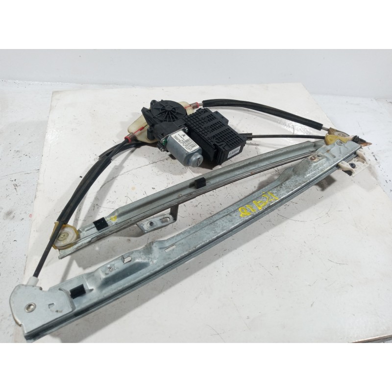 Recambio de elevalunas delantero izquierdo para citroen c4 picasso exclusive referencia OEM IAM 9654087680 Recambio de elevalunas delantero izquierdo para citroen c4 picasso exclusive referencia OEM IAM 9654087680