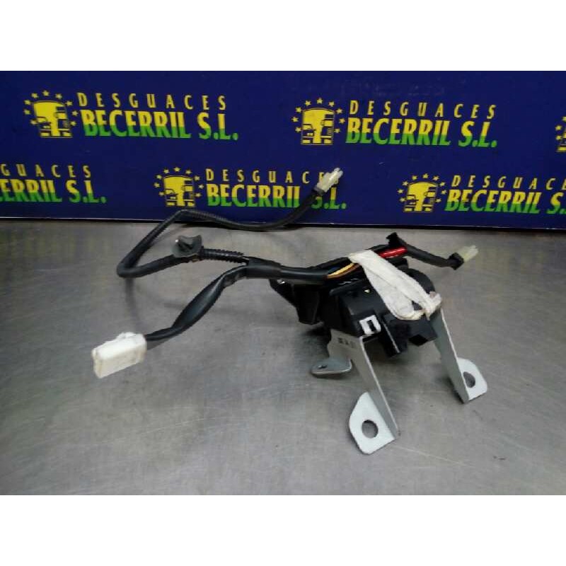 Recambio de interruptor para kia sportage active 4x4 referencia OEM IAM   