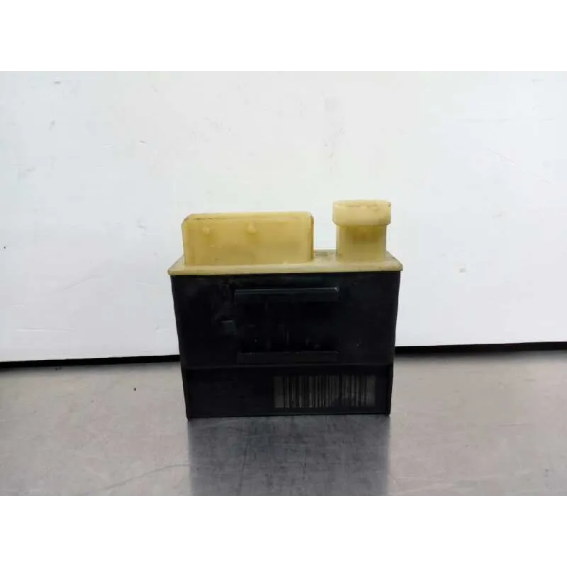 Recambio de caja precalentamiento para citroen berlingo station wagon sx multispace referencia OEM IAM 9652021180  