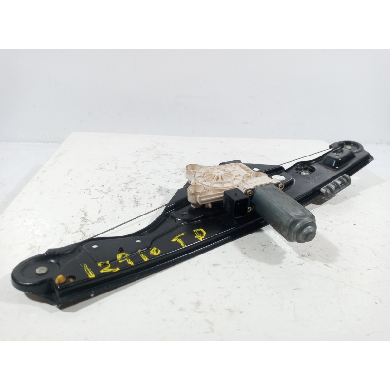 Recambio de elevalunas trasero derecho para mercedes clase e (w211) familiar 320 t (211.265) referencia OEM IAM Recambio de elevalunas trasero derecho para mercedes clase e (w211) familiar 320 t (211.265) referencia OEM IAM