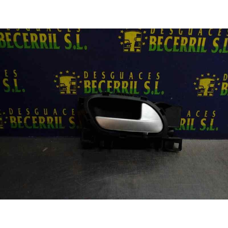 Recambio de maneta interior trasera derecha para peugeot 207 confort referencia OEM IAM Recambio de maneta interior trasera derecha para peugeot 207 confort referencia OEM IAM