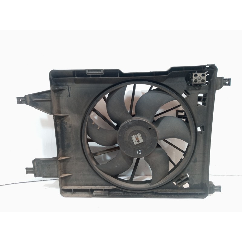 Recambio de electroventilador para renault megane ii berlina 5p confort authentique referencia OEM IAM 8200151464  