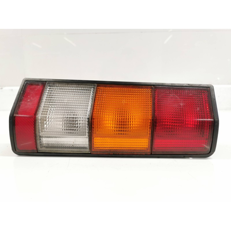 Recambio de piloto trasero derecho para renault rapid/express (f40) 1.1 transporter referencia OEM IAM Recambio de piloto trasero derecho para renault rapid/express (f40) 1.1 transporter referencia OEM IAM