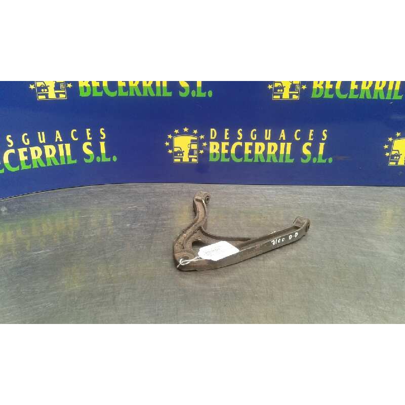 Recambio de brazo suspension inferior delantero derecho para aixam mega h74v referencia OEM IAM Recambio de brazo suspension inferior delantero derecho para aixam mega h74v referencia OEM IAM