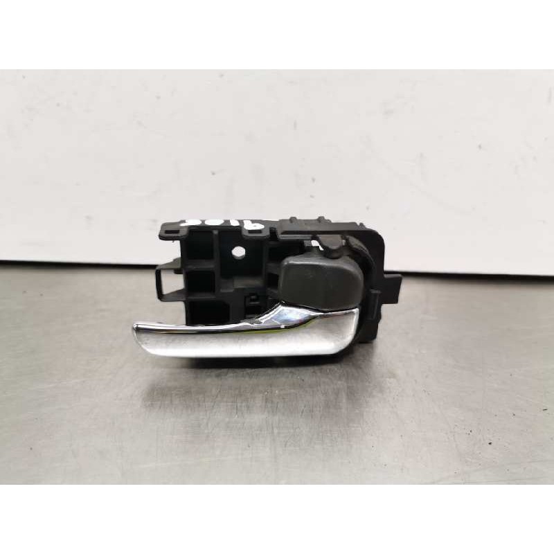 Recambio de maneta interior trasera derecha para nissan x-trail (t30) outdoor referencia OEM IAM Recambio de maneta interior trasera derecha para nissan x-trail (t30) outdoor referencia OEM IAM