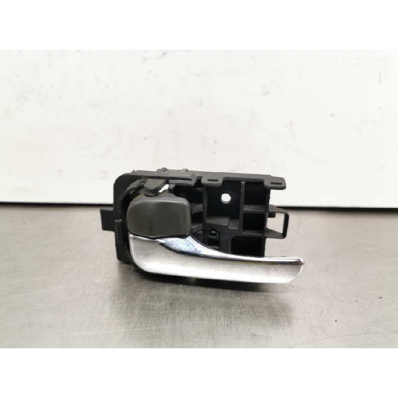 Recambio de maneta interior trasera izquierda para nissan x-trail (t30) outdoor referencia OEM IAM Recambio de maneta interior trasera izquierda para nissan x-trail (t30) outdoor referencia OEM IAM