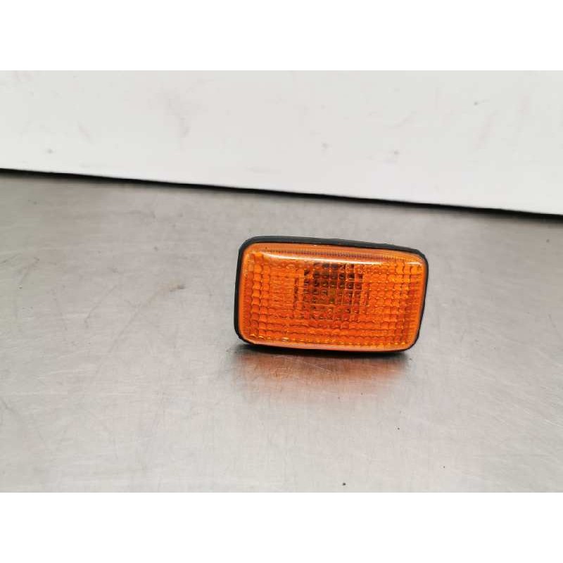 Recambio de piloto lateral izquierdo para nissan x-trail (t30) outdoor referencia OEM IAM Recambio de piloto lateral izquierdo para nissan x-trail (t30) outdoor referencia OEM IAM