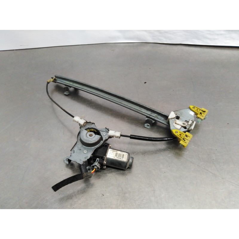 Recambio de elevalunas delantero derecho para nissan note (e11e) visia referencia OEM IAM 400926B Recambio de elevalunas delantero derecho para nissan note (e11e) visia referencia OEM IAM 400926B