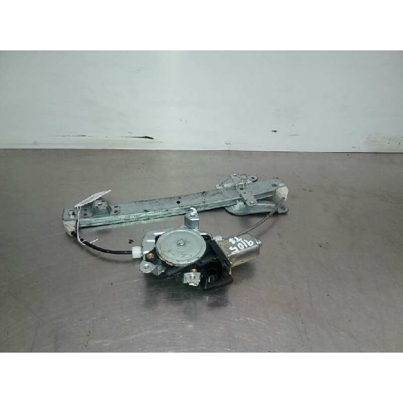 Recambio de elevalunas trasero izquierdo para nissan x-trail (t30) outdoor referencia OEM IAM Recambio de elevalunas trasero izquierdo para nissan x-trail (t30) outdoor referencia OEM IAM