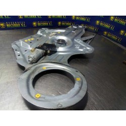 Recambio de elevalunas delantero derecho para kia cerato crdi referencia OEM IAM 824802F100  