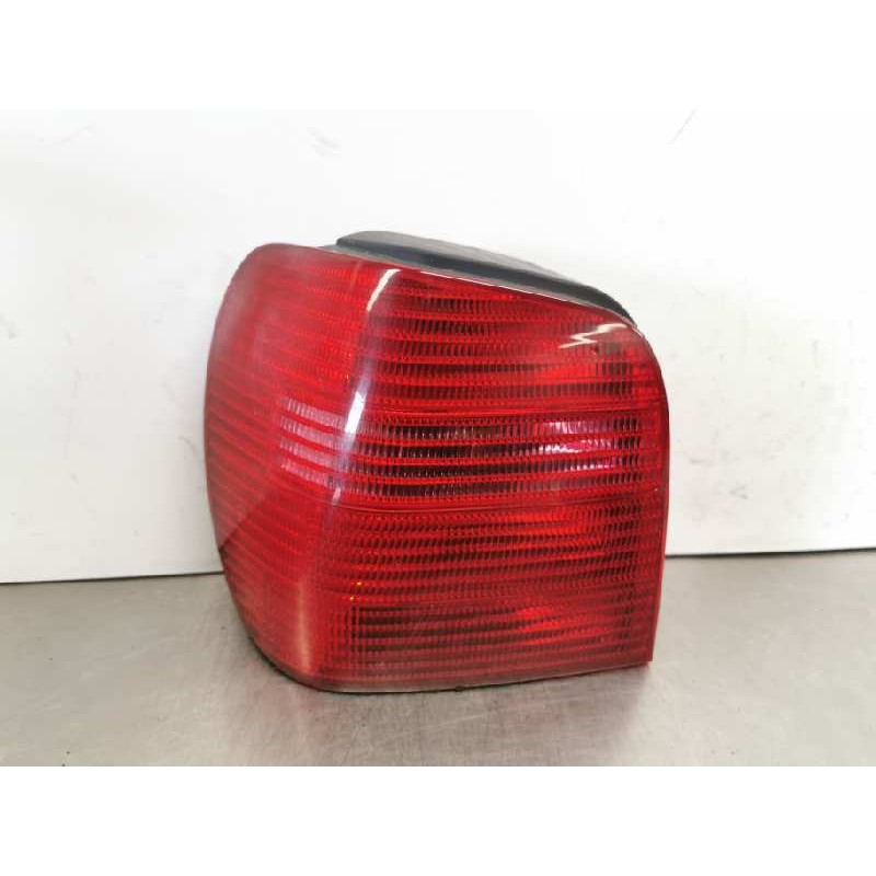 Recambio de piloto trasero izquierdo para volkswagen polo berlina (6n2) trendline referencia OEM IAM Recambio de piloto trasero izquierdo para volkswagen polo berlina (6n2) trendline referencia OEM IAM