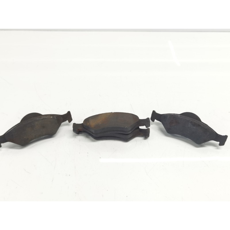 Recambio de pastillas de freno delanteras para ford fiesta berlina (dx) ambiente referencia OEM IAM Recambio de pastillas de freno delanteras para ford fiesta berlina (dx) ambiente referencia OEM IAM